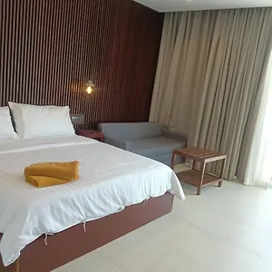 House By Rose Massage , Най-Тон-Бич Таиланд